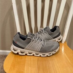 Men’s On Cloud Cloudswift (size 13)